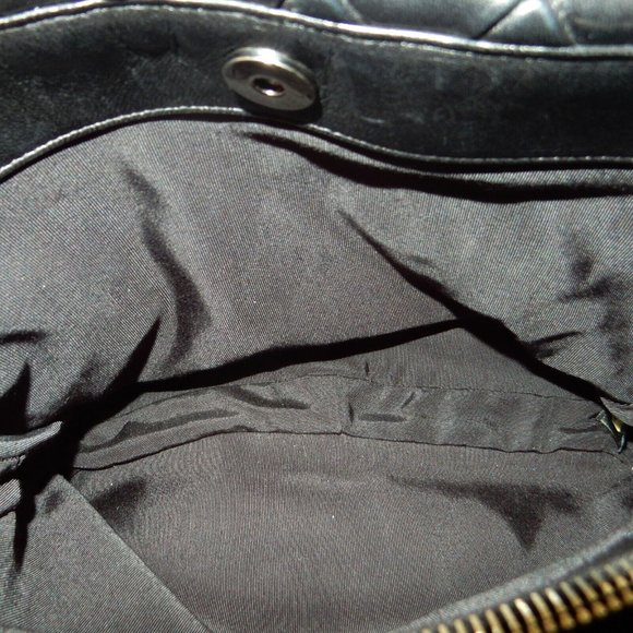 CHANEL Black Leather Matelasse Skin Bag - Picture 9 of 11